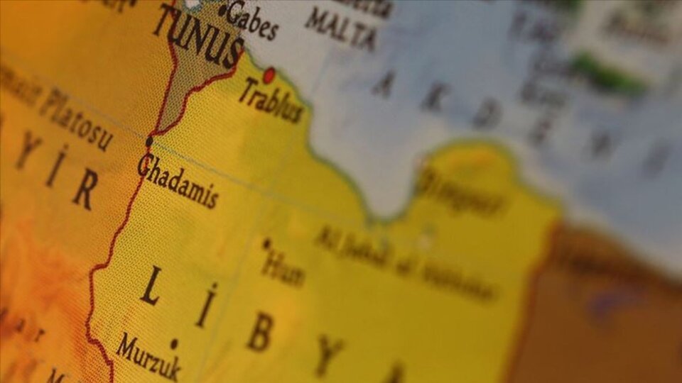 Libya ordusundan Vatiyye Askeri Üssüne hava harekatı