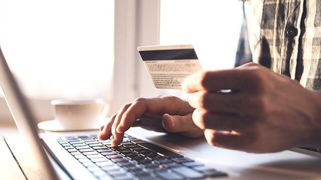 Internet üzerinden en çok bunlar satıldı