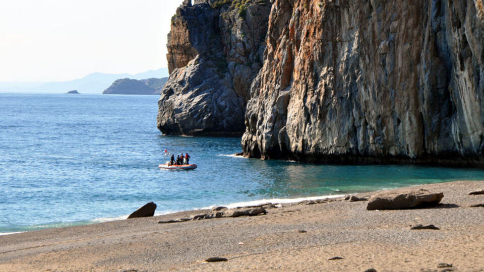 'Denize gireceğim' diyen doktor kayıp
