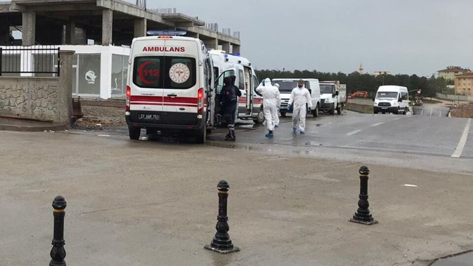 Bir mahalle karantinada