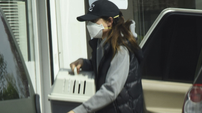 Cansu'dan maskeli önlem