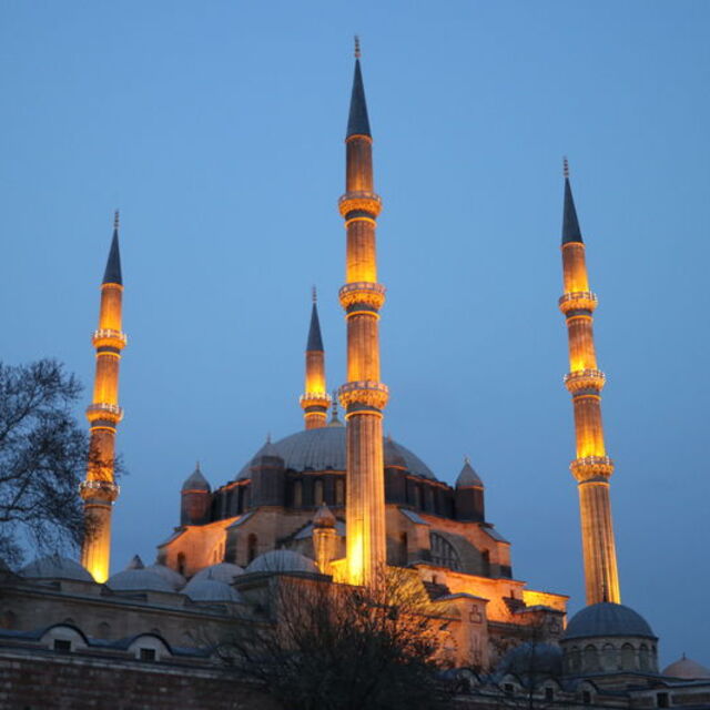 Sahur saat kaçta?