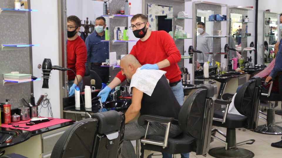 O kentte berbere gidenler için flaş karar!