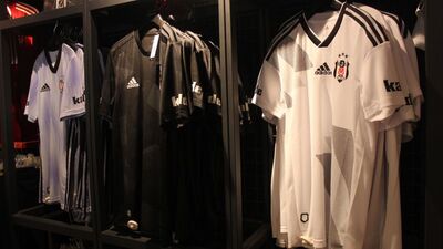 Kartal Yuvası mağazaları açıldı