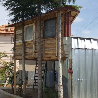 Kızları için inşa etti! Komşular sıraya girdi