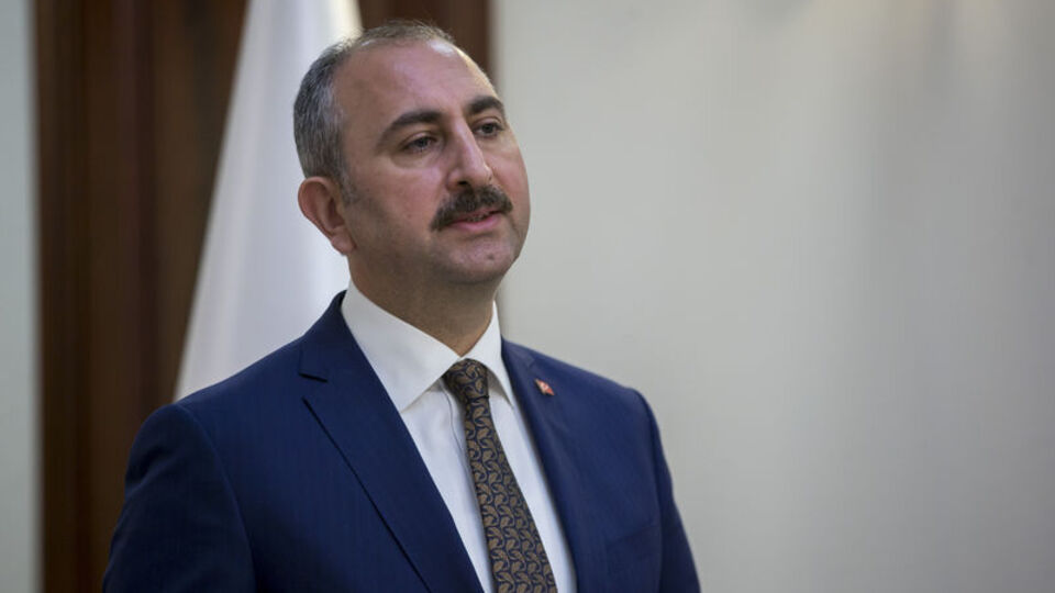 "Bayramdan sonra uygulamalar yumuşatılacak"