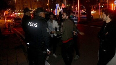 Gürültü cezasına itiraz eden sürücüye egzoz dinletisi