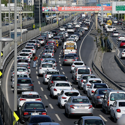 Trafik 6'ya katlandı