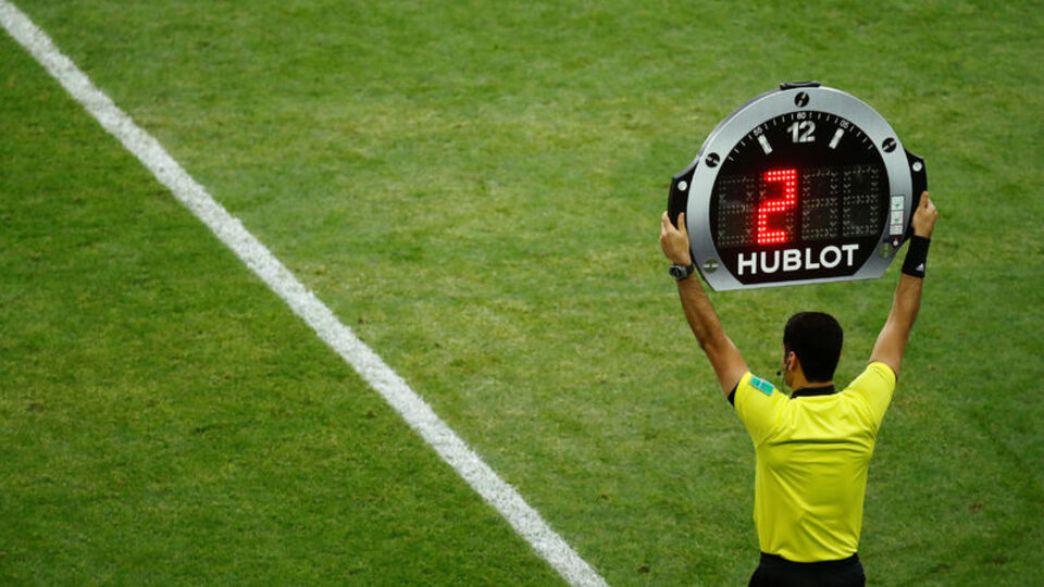 Almanya'da 5 oyuncu değişikliği hakkı!