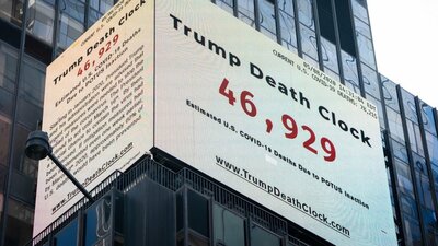 Times Meydanı'na korona sayacı asıldı