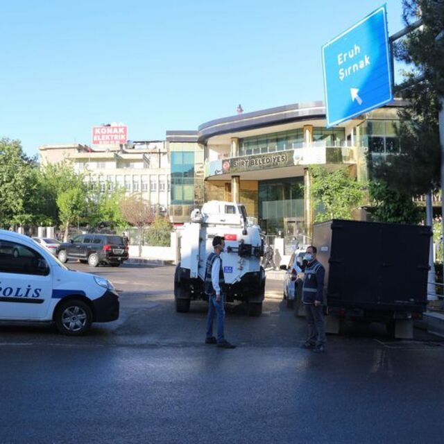 3 belediyeye görevlendirme!
