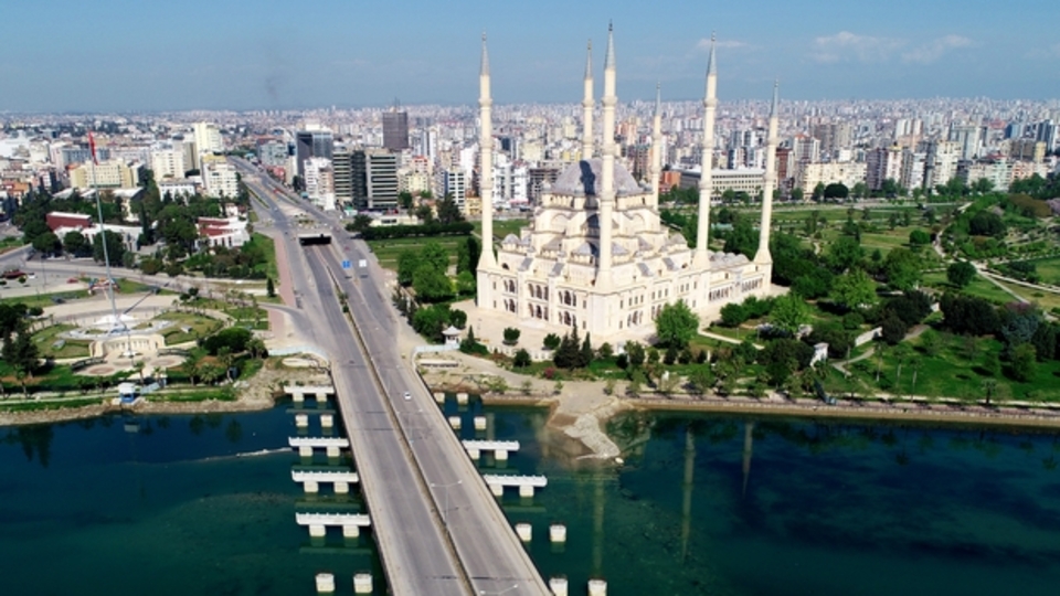 Adana sokağa çıkma yasağı var mı?