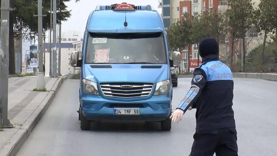 Sağlık Bakanlığı'ndan minibüs şoförleri ve yolcular için rehber