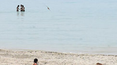 Kısıtlama kalkınca denize koştular