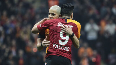 Falcao'dan sosyal mesafe eleştirisi