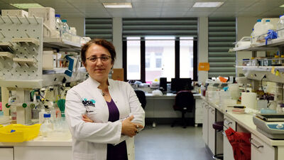 Prof. Özören'den heyecanlandıran aşı haberi