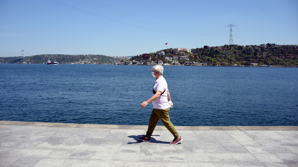 Bugün sokağa çıkacak 65 yaş ve üstüne öneri!