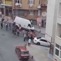Kameraya da yansıdı! İki grubun meydan kavgası!