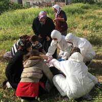 Eşini 3 kez sırtından bıçakladı! "Sen daha ölmedin mi?"