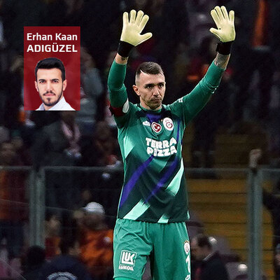 Muslera ikna etti