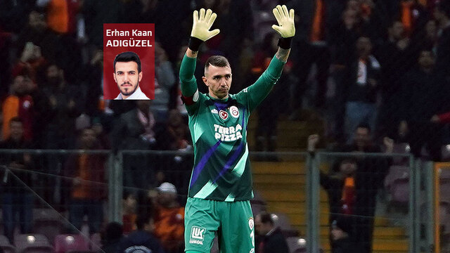 Muslera ikna etti