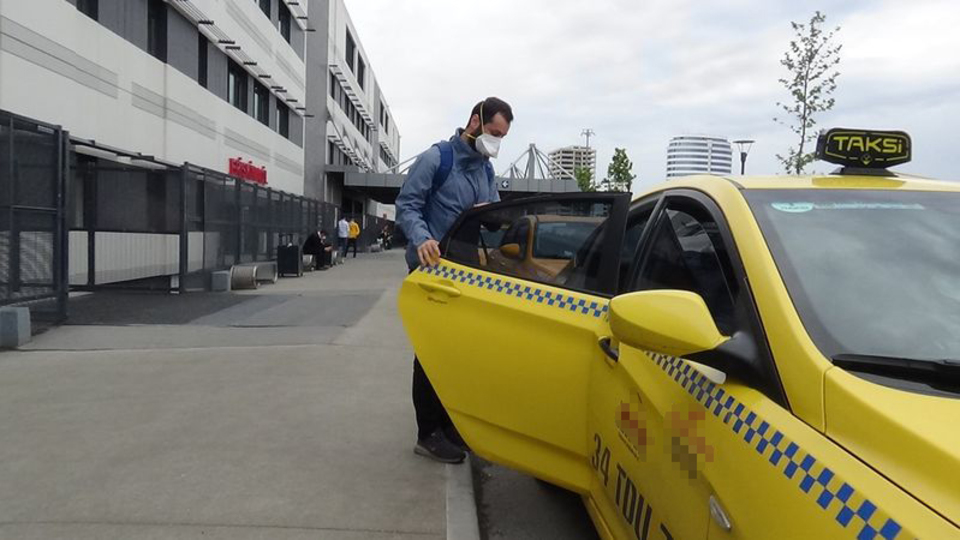 Takside nakit kalkıyor mu?