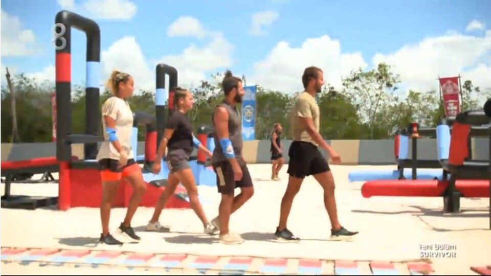 Survivor ödül oyununu kim kazandı?