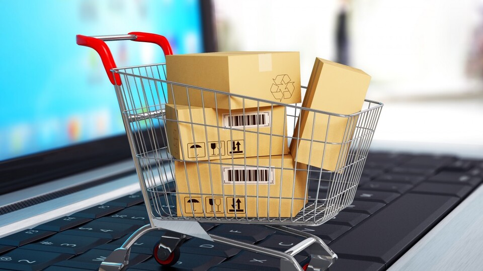 Hepsiburada'dan hazır giyime destek