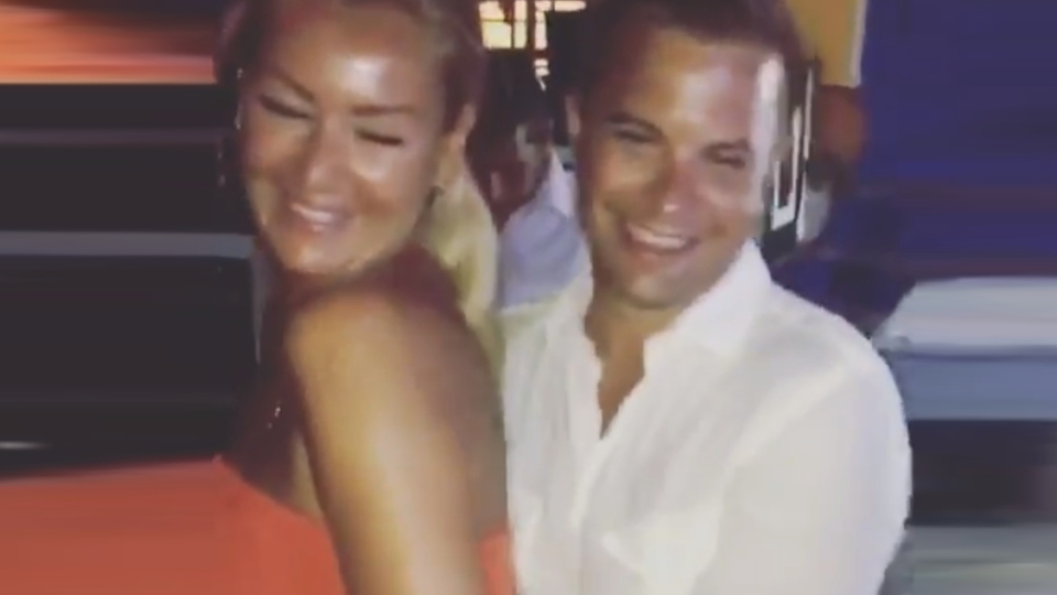 "Hep böyle dans edelim kocam"