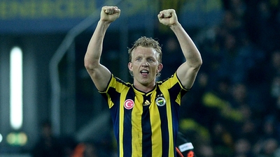 Kuyt Fenerbahçe'ye geliyor mu?