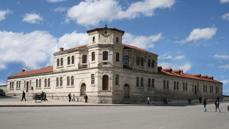 Sivas'ta tarihi yapılar hayat buluyor