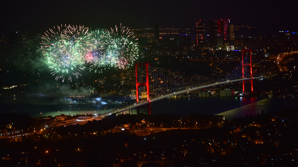 Boğaz'da görsel şölen