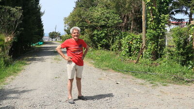 24 yıl emekle kıraç arsayı orman yaptı