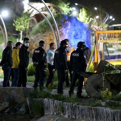 Husumetlilerine kurşun yağdırdı