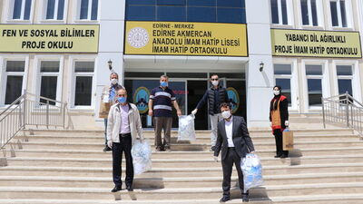 Kapı kapı dolaşıyorlar! Canım öğretmenim!