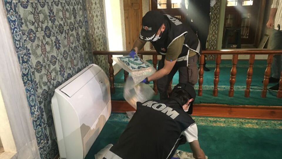 521 yıllık camiden çalındı! 5 yıldır aranıyordu!