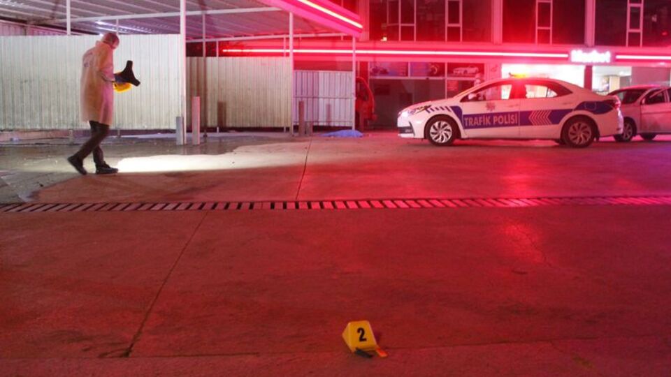 Manisa'da dehşet! Genç kız pompalı tüfekle öldürüldü