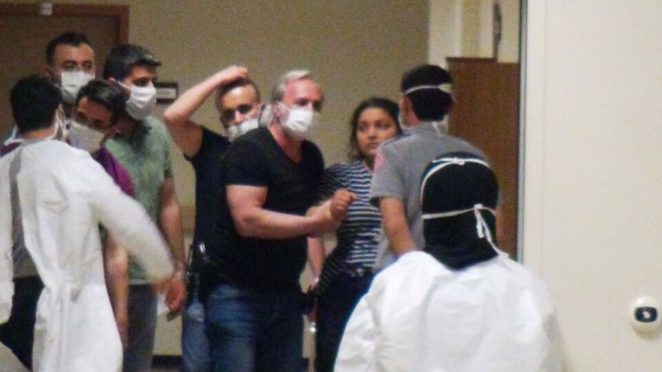 Görümcesi ile oğlunu öldürdü!