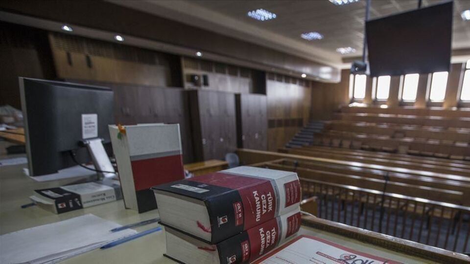 Camiden müzik yayını yapan 1 kişi gözaltında