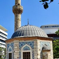 Provokasyon değil sıradan bir zevzekliktir inşallah!