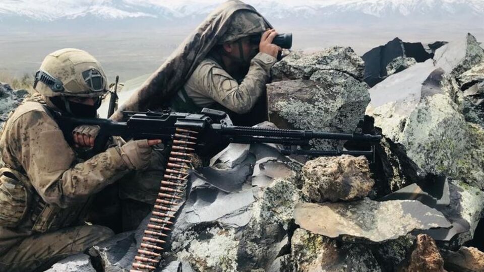 Barış Pınarı'nda bölücü örgüte darbe!