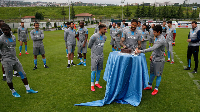 Da Costa ve Guilherme'ye doğum günü sürprizi