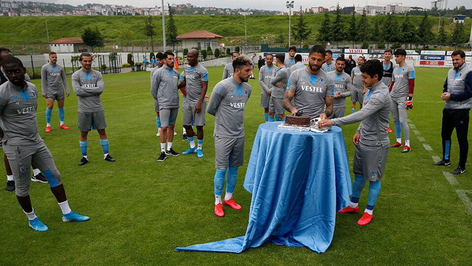 Da Costa ve Guilherme'ye doğum günü sürprizi