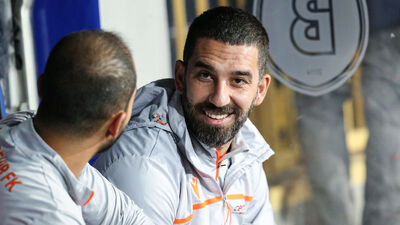 Arda Turan'dan bayram ironisi!