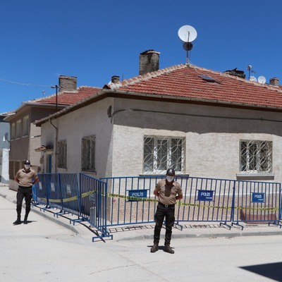 Korona bariyeri! O kentte telaşlandıran olay!