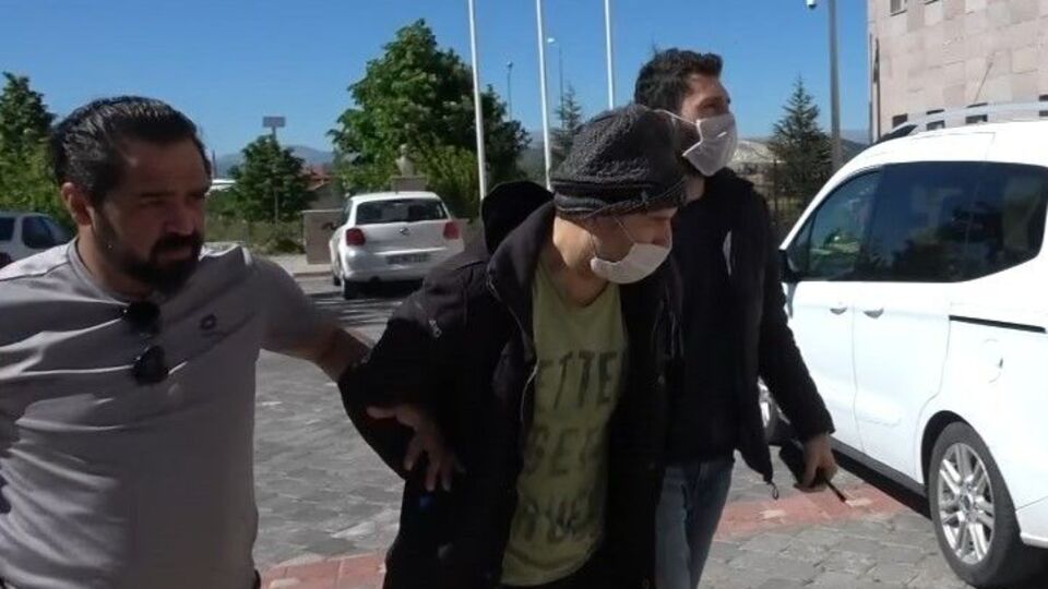 Anne ve babasını öldüren şüpheli tutuklandı