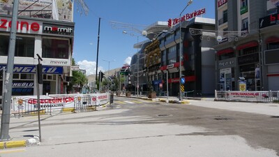 Hastane yalanıyla akraba ziyareti!