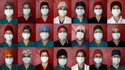 Covid savaşçılarının rengarenk boneleri hastalara moral veriyor