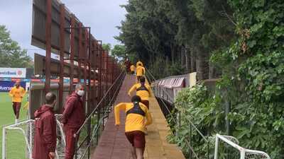 Galatasaray çift antrenman yaptı