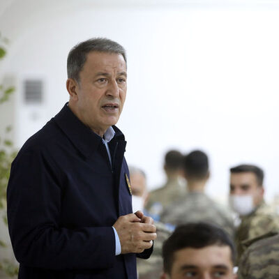 Bakan Akar'dan 'kurumsal yaklaşım' çıkışı!